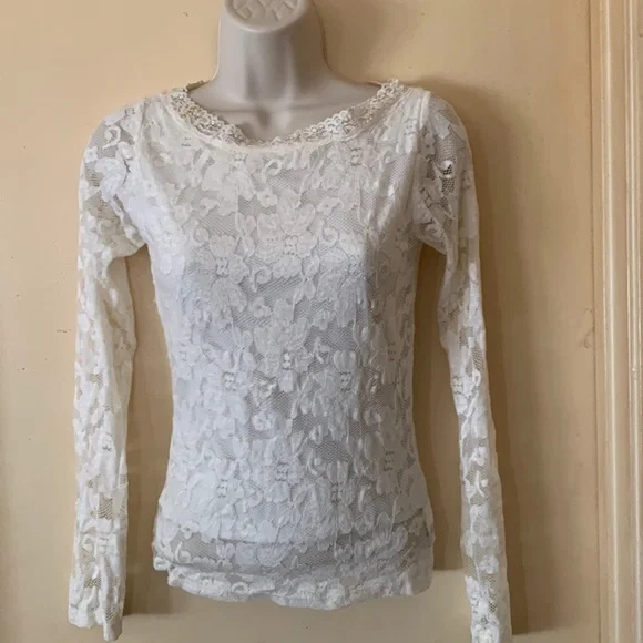 Cream lace long sleeve top size S - Picture 1 of 8
